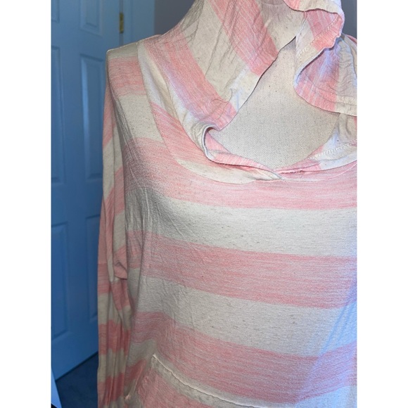 Ginger G Tops - Women’s Pink Striped Ginger G Long Sleeve Hoodie💕